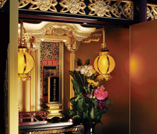 機械式やロッカー式ではない仏壇式の納骨壇